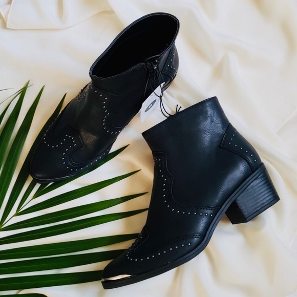 Universal Thread Shoes - Women's Faux Leather Studded Western Bootie